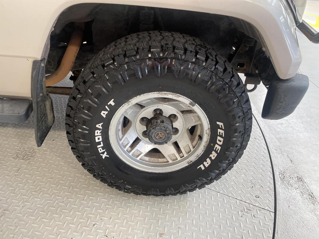 Photo '9' of Toyota Landcruiser Prado