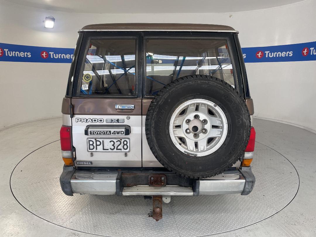 Photo '6' of Toyota Landcruiser Prado