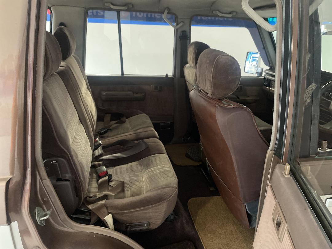 Photo '20' of Toyota Landcruiser Prado