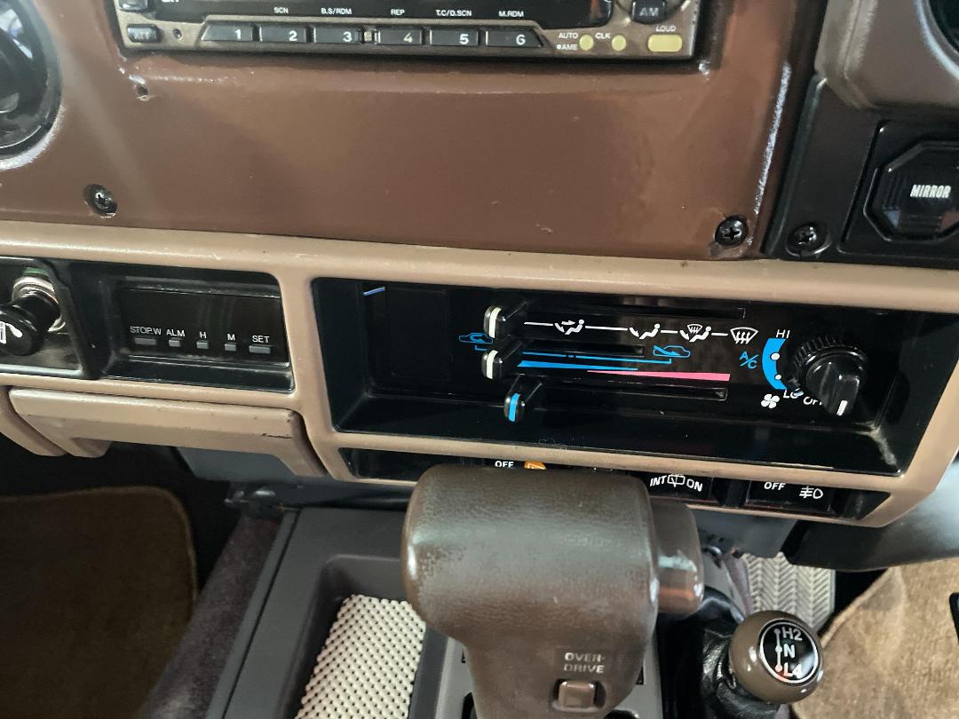 Photo '27' of Toyota Landcruiser Prado