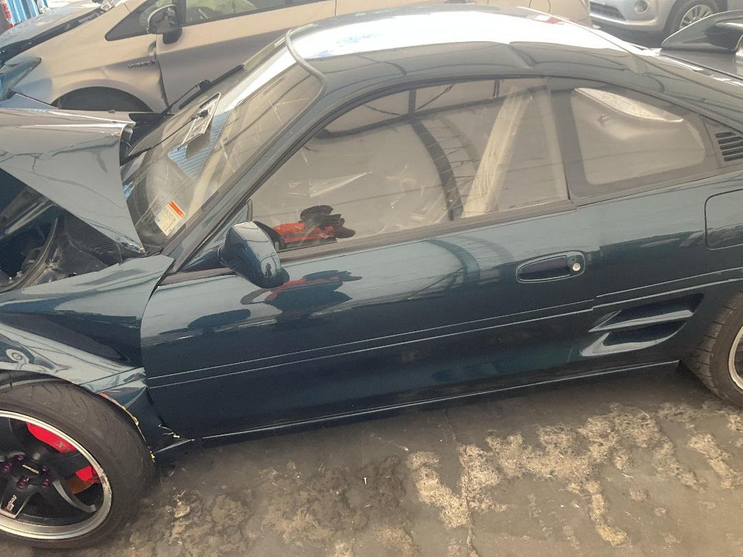 Photo '8' of Toyota MR2 GT