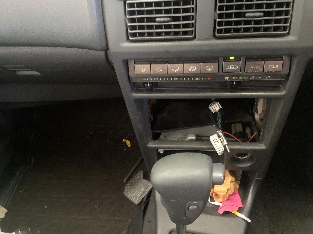 Photo '18' of Toyota Sprinter Cielo XS