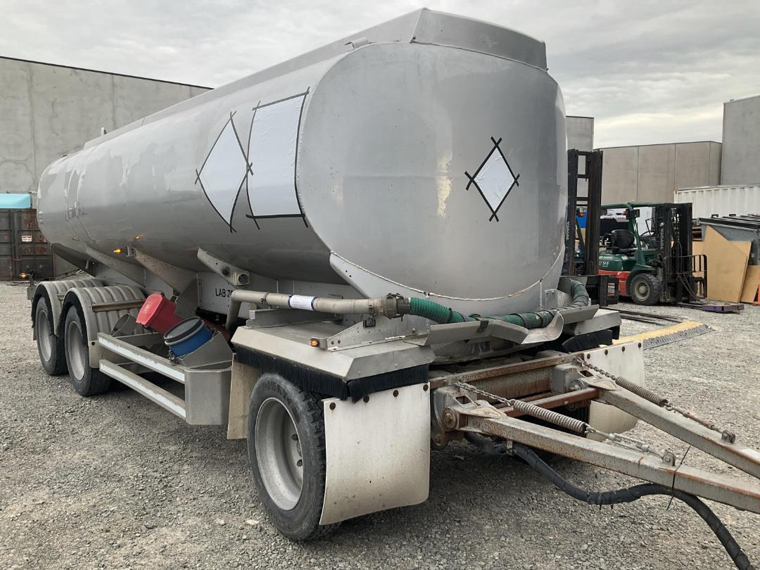 Photo '9' of Trailer Fuel Tanker Trailer Full