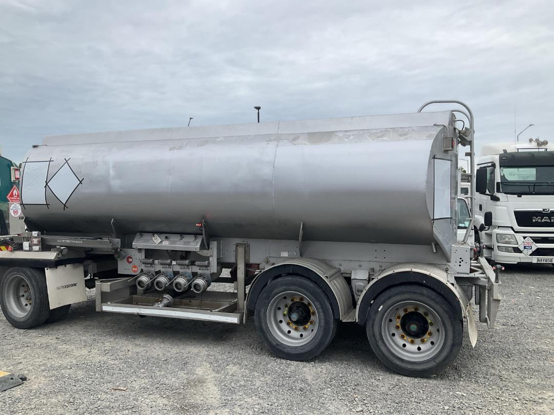 Photo '5' of Trailer Fuel Tanker Trailer Full