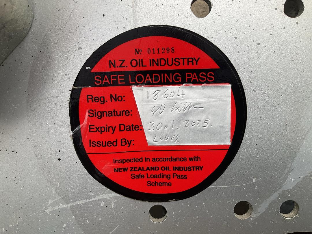 Photo '25' of Trailer Fuel Tanker Trailer Full