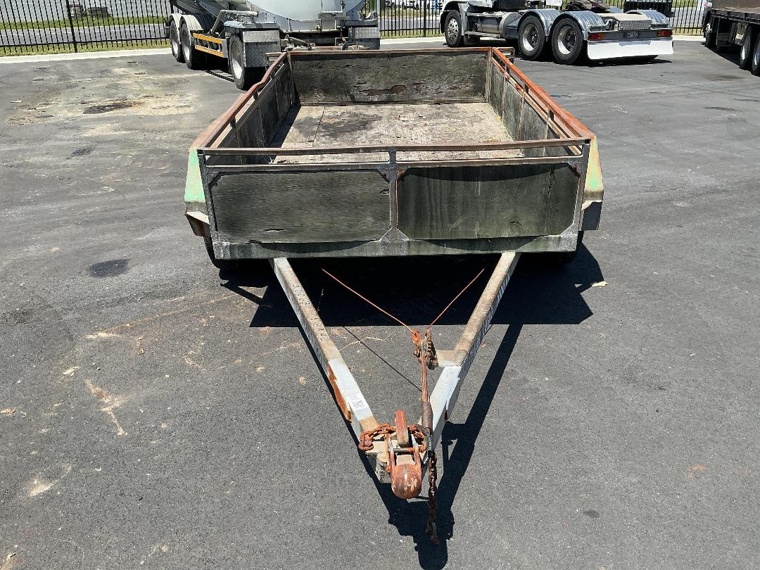 Photo '10' of Trol Tip Tipper Flat Deck - Tandem