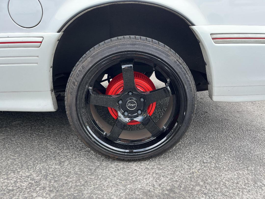 Photo '9' of Dodge Caravan Grand