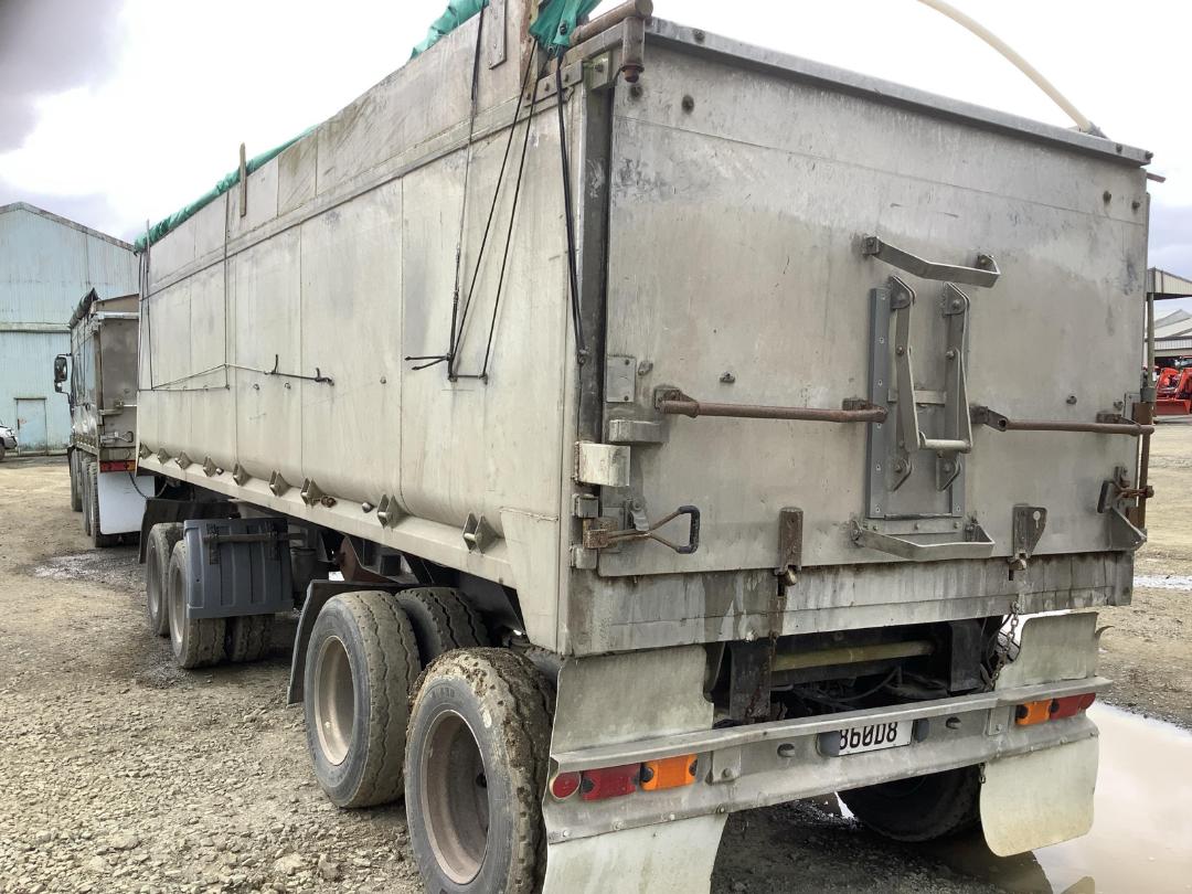 Photo '5' of DOMETT RBF2F2 Tipper Trailer