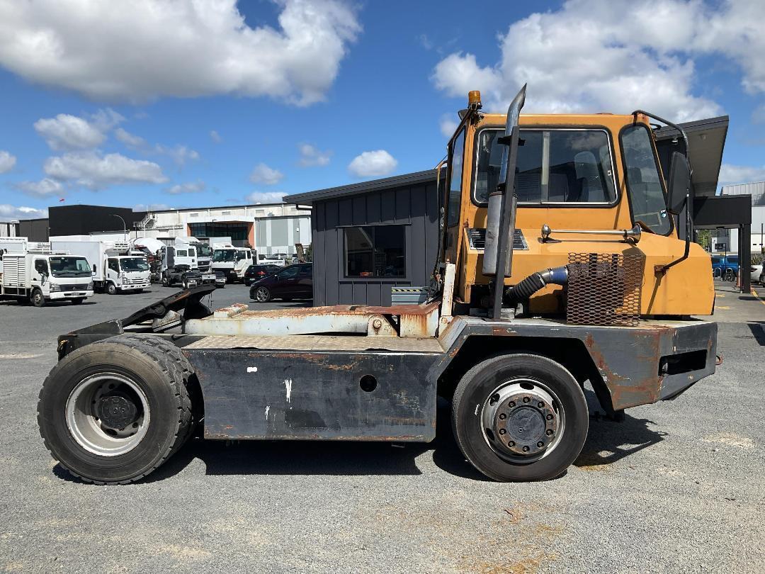 Photo '7' of Factory Built MAFFIMT Tractor Unit Photo '7' of Factory Built MAFFIMT Tractor Unit