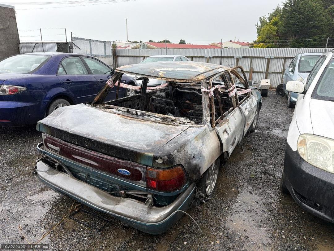 Photo '4' of Ford Laser Ghia Sedan Photo '4' of Ford Laser Ghia Sedan