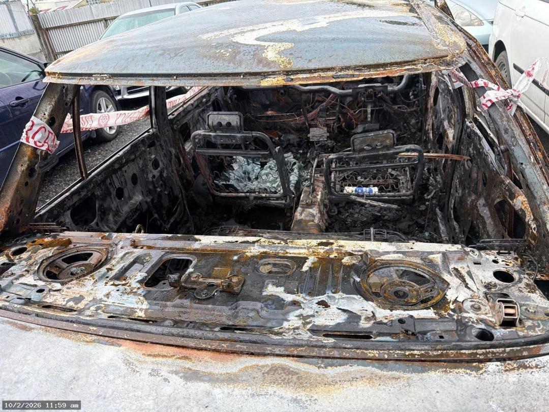 Photo '8' of Ford Laser Ghia Sedan Photo '8' of Ford Laser Ghia Sedan