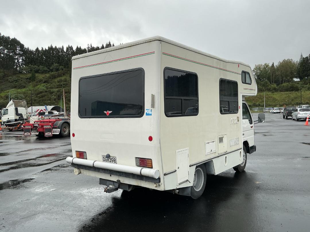 Photo '3' of Ford Trader 2.0T SWB Motorhome Photo '3' of Ford Trader 2.0T SWB Motorhome