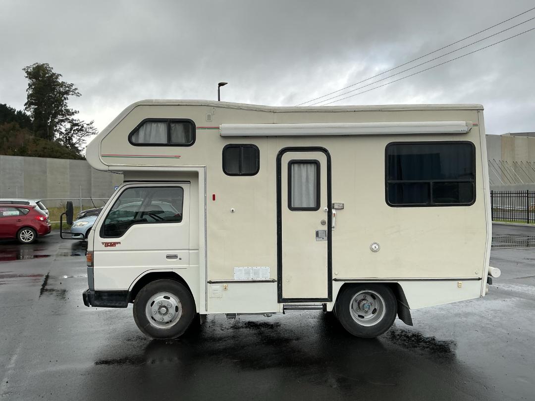 Photo '6' of Ford Trader 2.0T SWB Motorhome Photo '6' of Ford Trader 2.0T SWB Motorhome