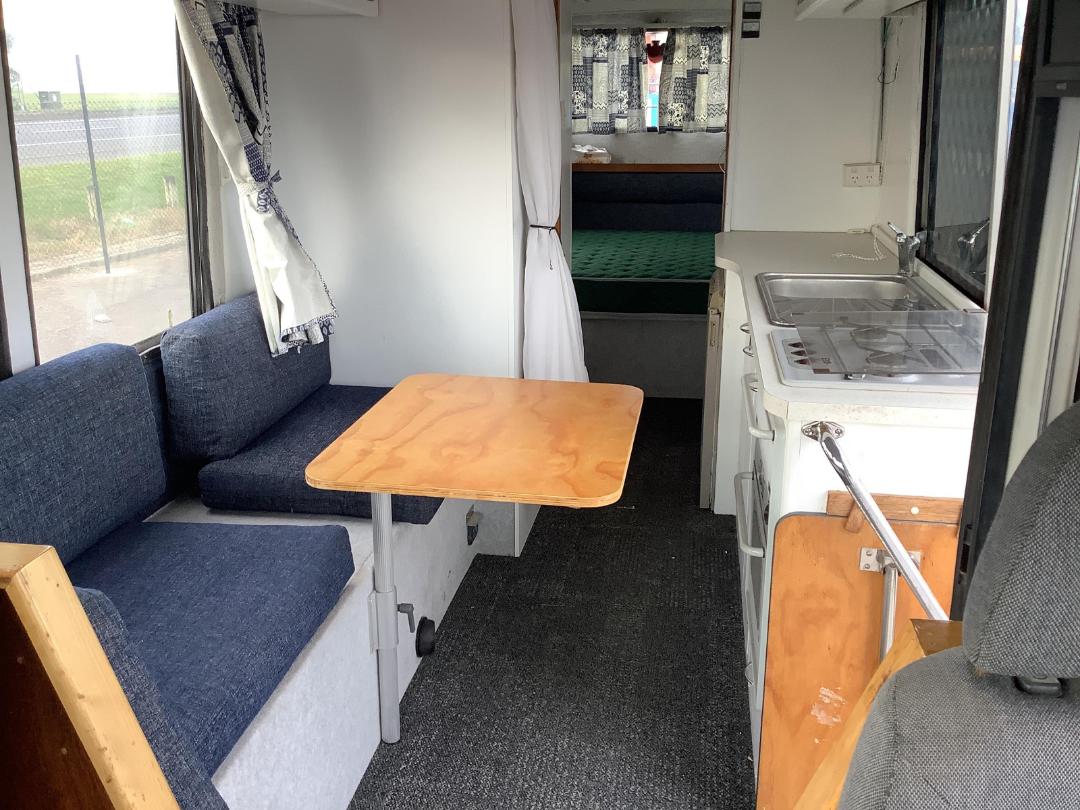 Photo '14' of Hino Rainbow Motorhome Photo '14' of Hino Rainbow Motorhome