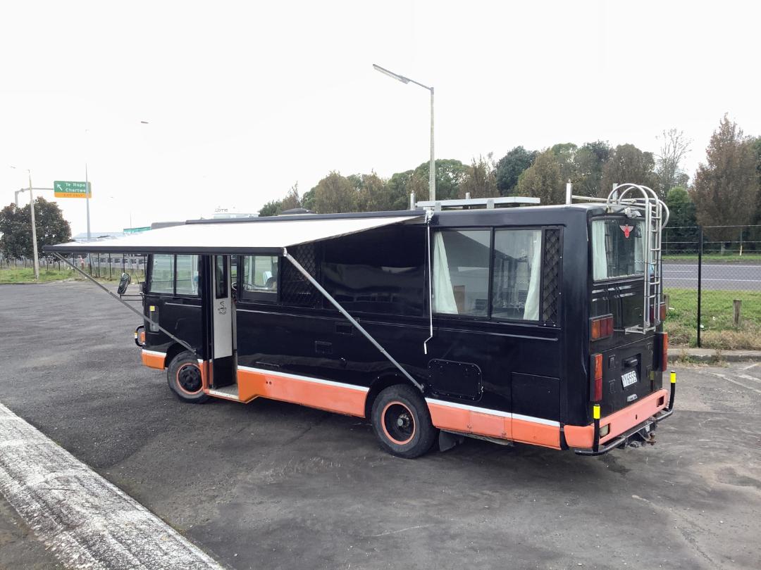 Photo '44' of Hino Rainbow Motorhome Photo '44' of Hino Rainbow Motorhome