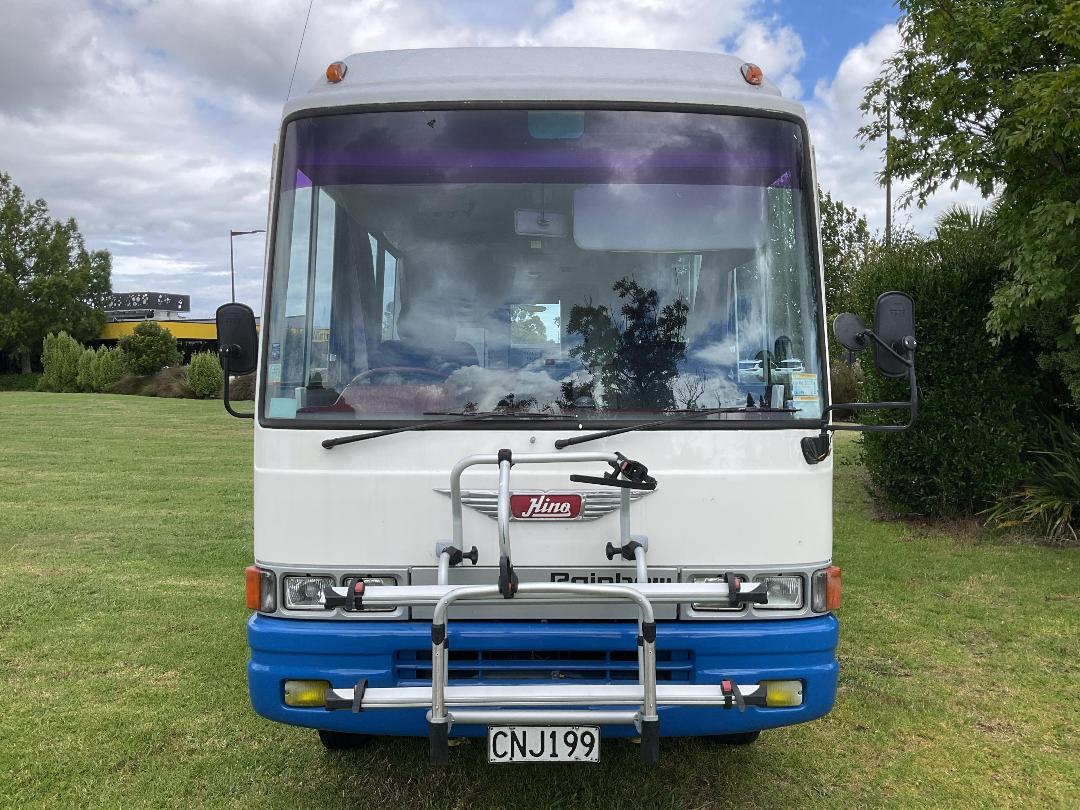 Photo '11' of Hino Rainbow RB1WG Motorhome