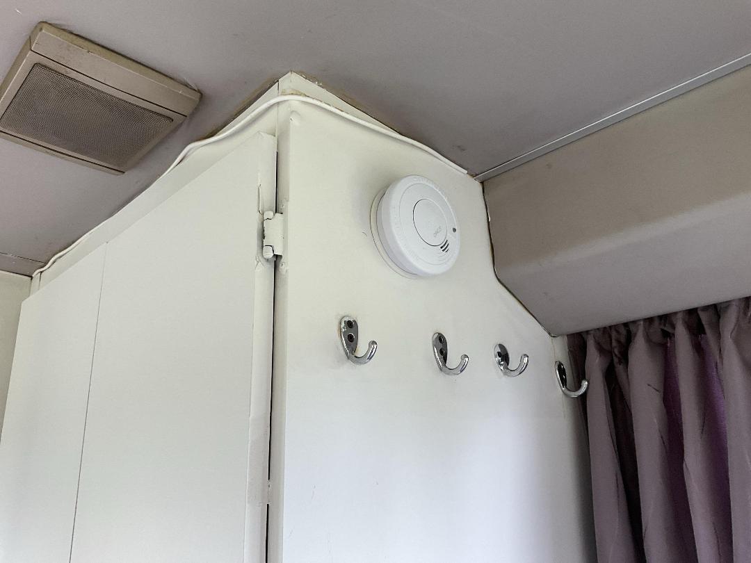 Photo '29' of Hino Rainbow RB1WG Motorhome