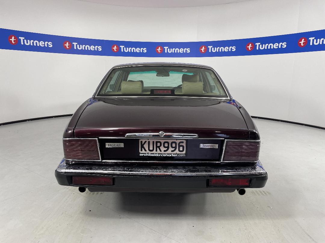 Photo '6' of Jaguar Sovereign 4 Litre Photo '6' of Jaguar Sovereign 4 Litre