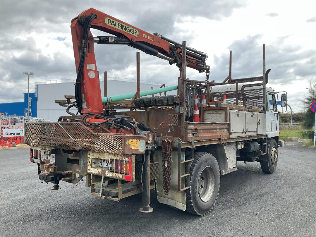 Photo '4' of Mitsubishi FM190H Flat Deck Crane