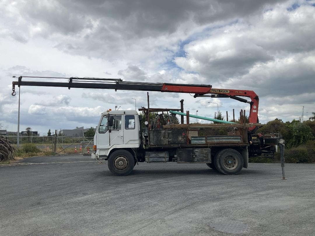 Photo '9' of Mitsubishi FM190H Flat Deck Crane