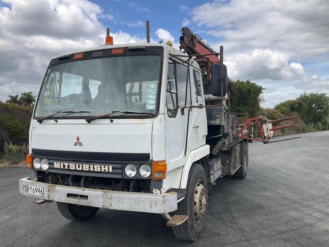 Photo '12' of Mitsubishi FM190H Flat Deck Crane