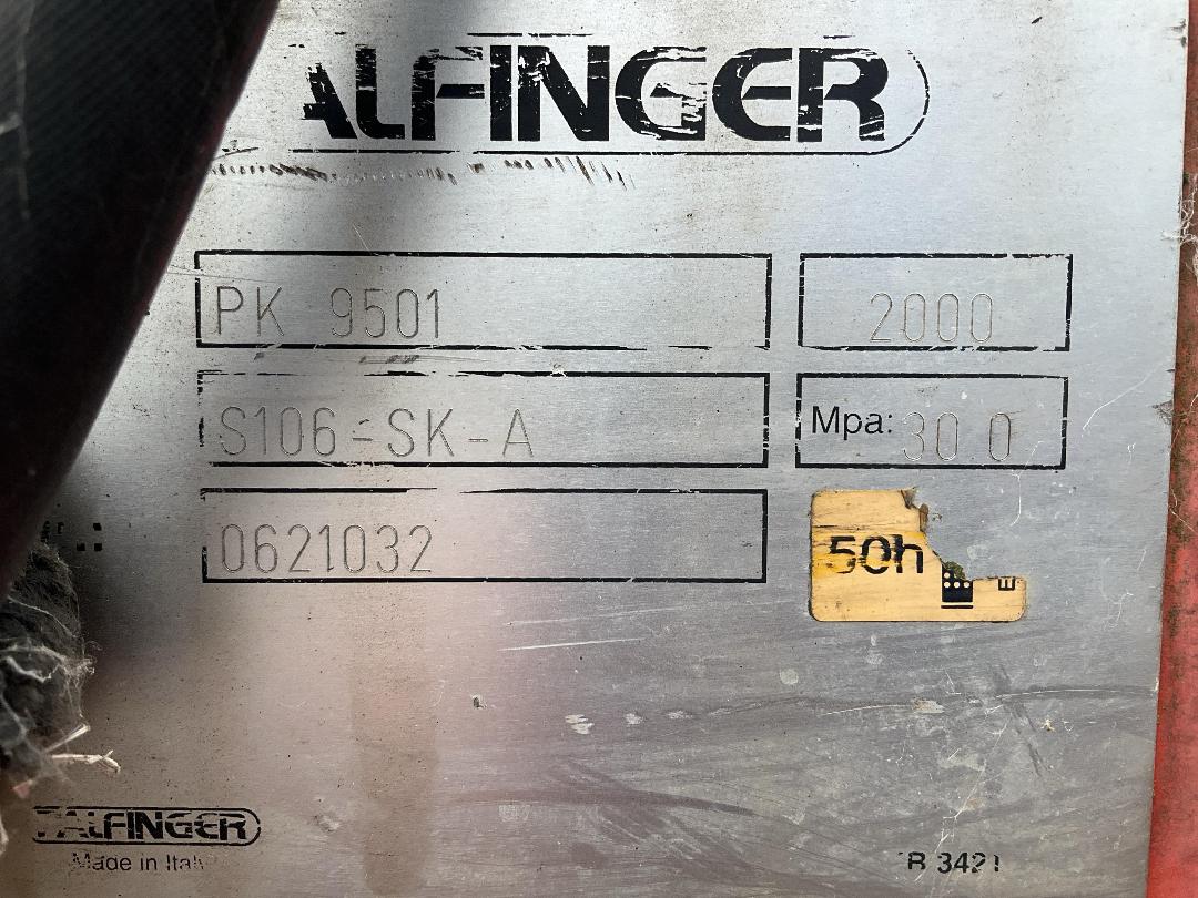 Photo '44' of Mitsubishi FM190H Flat Deck Crane