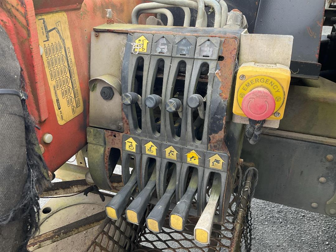 Photo '42' of Mitsubishi FM190H Flat Deck Crane