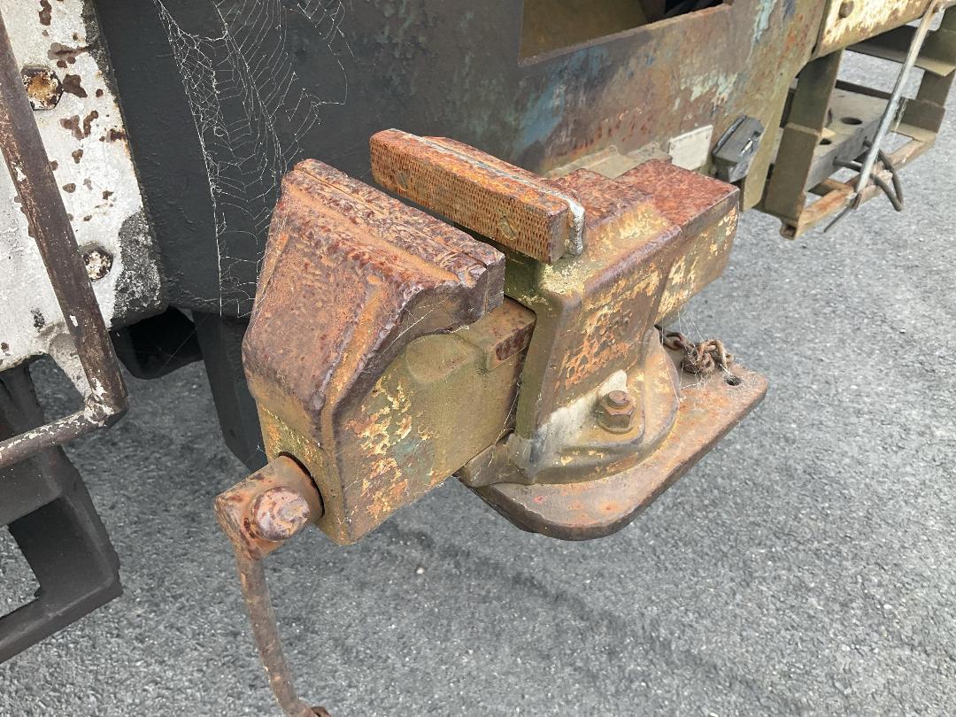 Photo '37' of Mitsubishi FM190H Flat Deck Crane