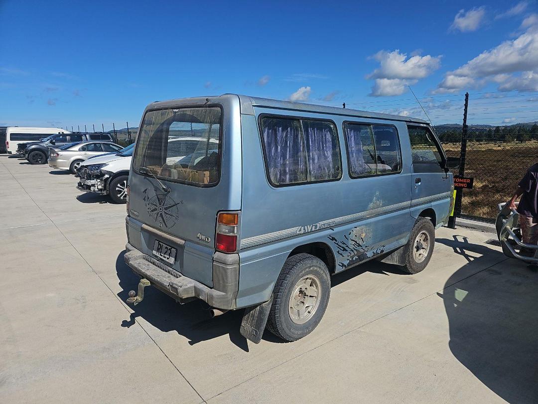 Photo '5' of Mitsubishi L300 4WD