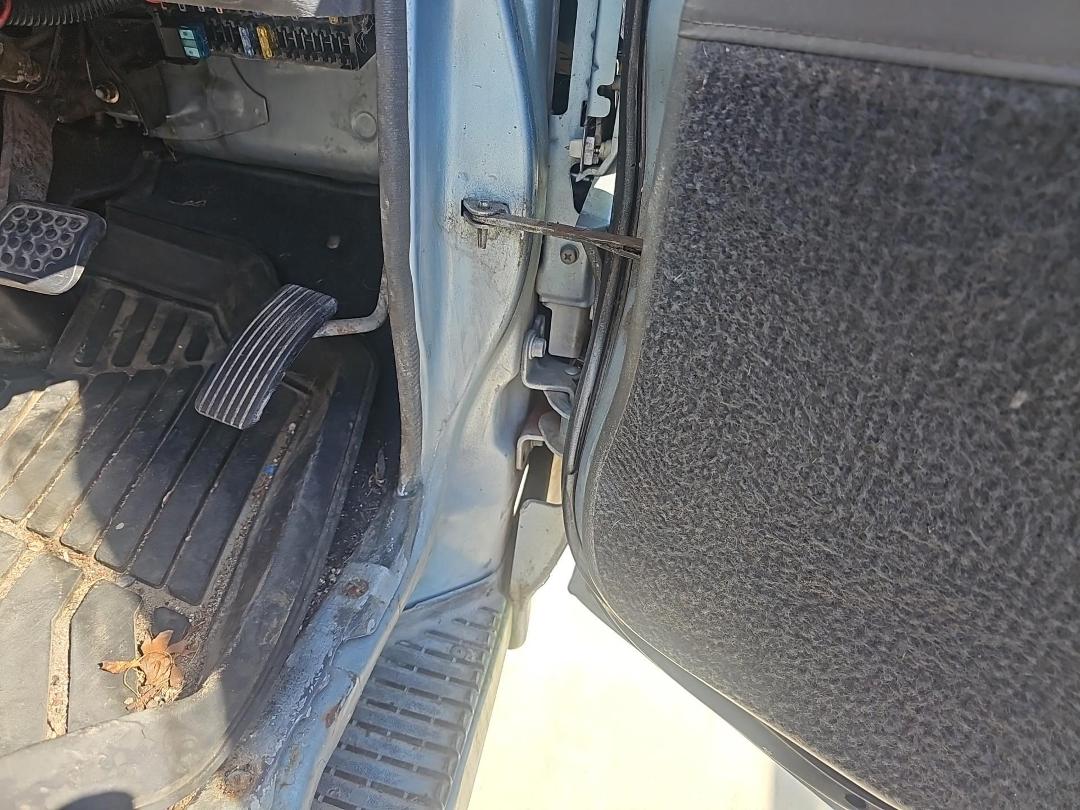 Photo '17' of Mitsubishi L300 4WD