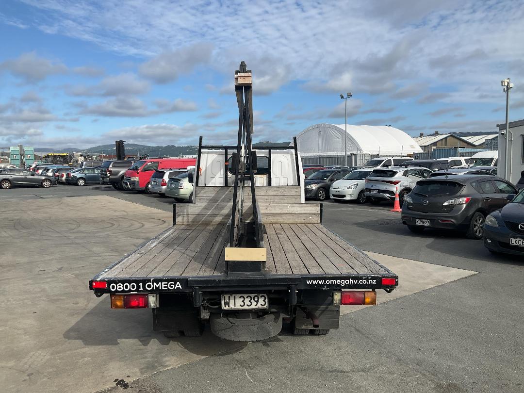 Photo '6' of Nissan Condor 20 Flat Deck