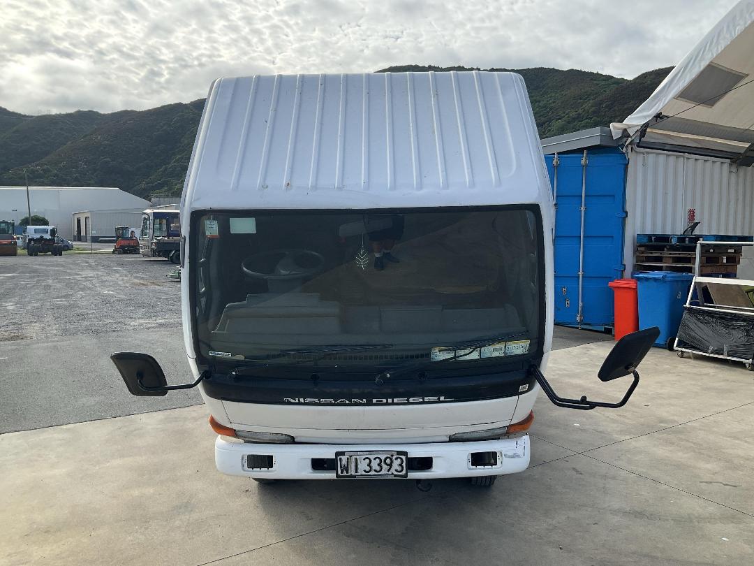 Photo '12' of Nissan Condor 20 Flat Deck