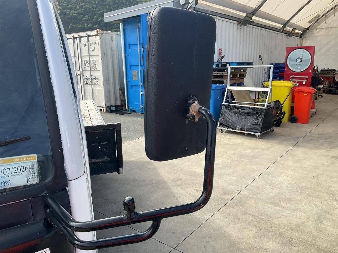 Photo '22' of Nissan Condor 20 Flat Deck