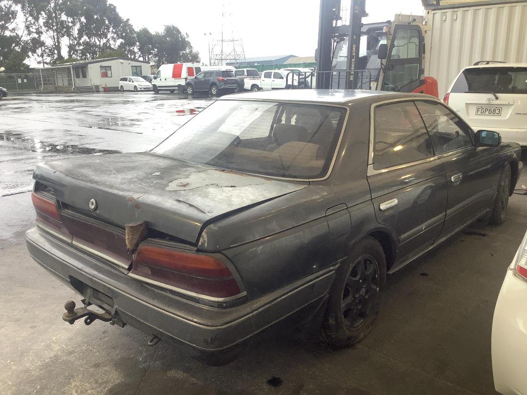 Photo '6' of Nissan Laurel Medalist Photo '6' of Nissan Laurel Medalist