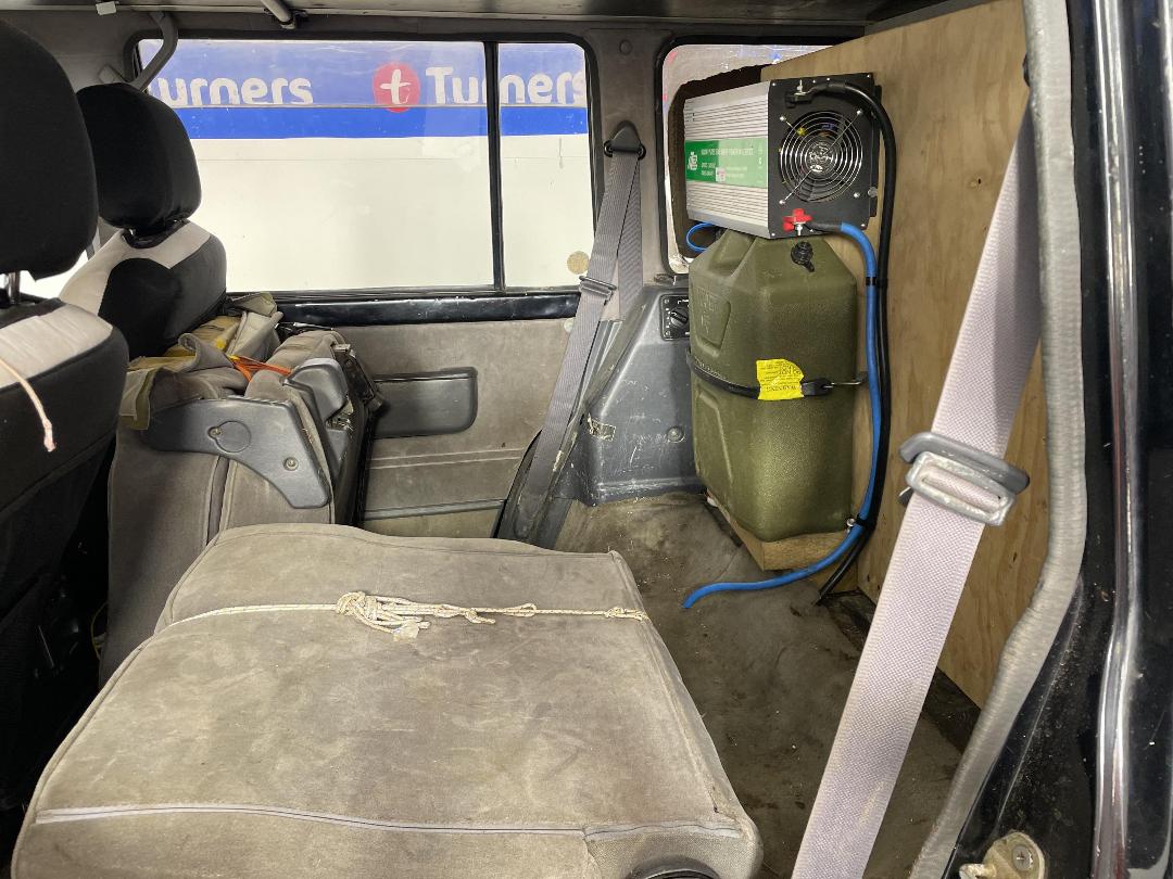 Photo '20' of Nissan Safari