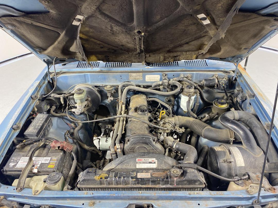 Photo '13' of Toyota Hilux 2.8 D/C Photo '13' of Toyota Hilux 2.8 D/C