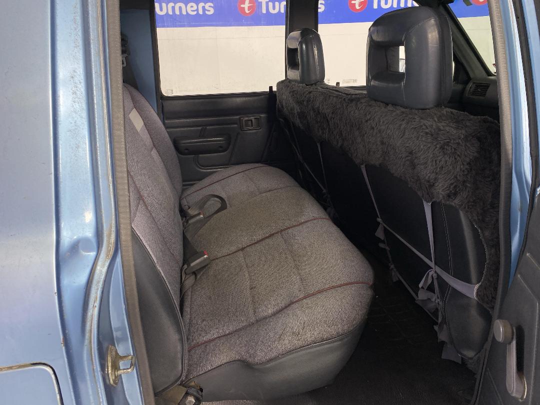 Photo '20' of Toyota Hilux 2.8 D/C Photo '20' of Toyota Hilux 2.8 D/C