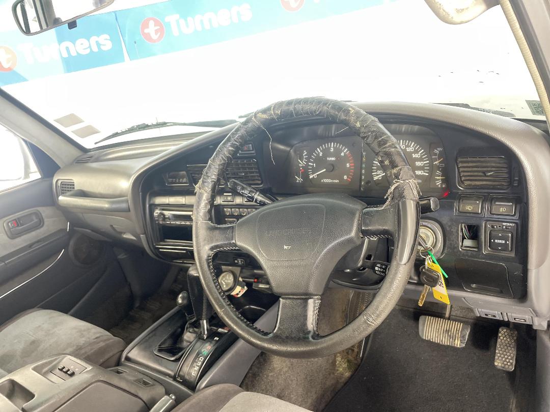 Photo '17' of Toyota Landcruiser