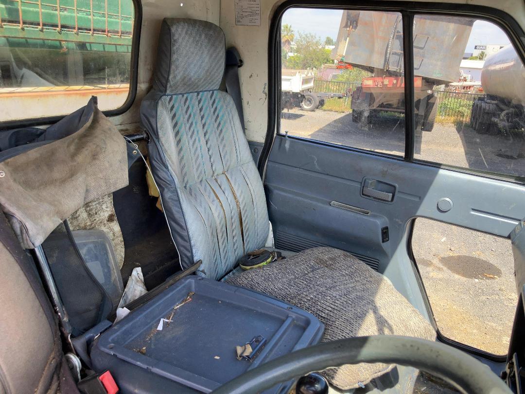 Photo '16' of Isuzu ELF Tipper