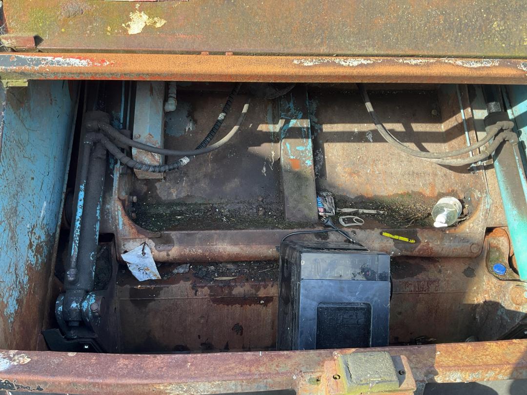 Photo '31' of Isuzu Forward FSR Rubbish Compactor