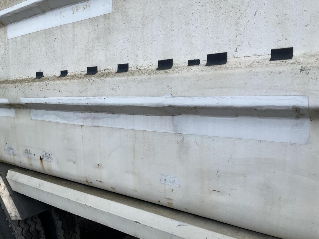 Photo '38' of Isuzu Forward FSR Rubbish Compactor