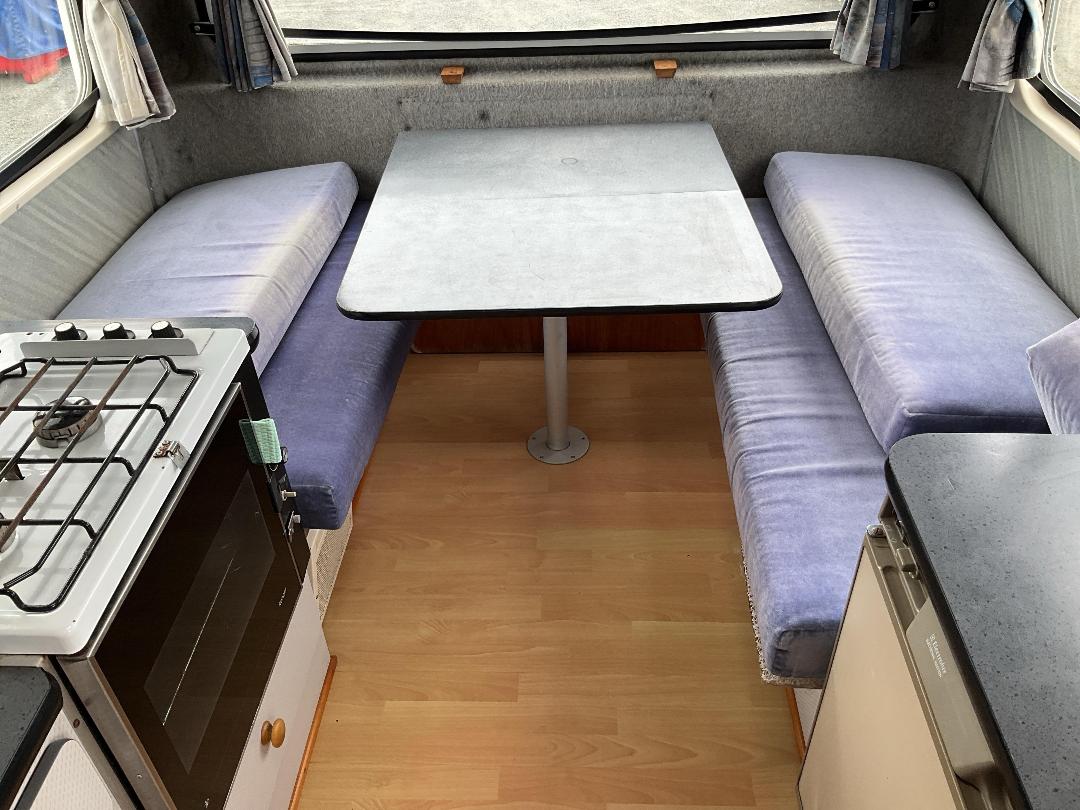 Photo '28' of Isuzu NKR250S Motorhome