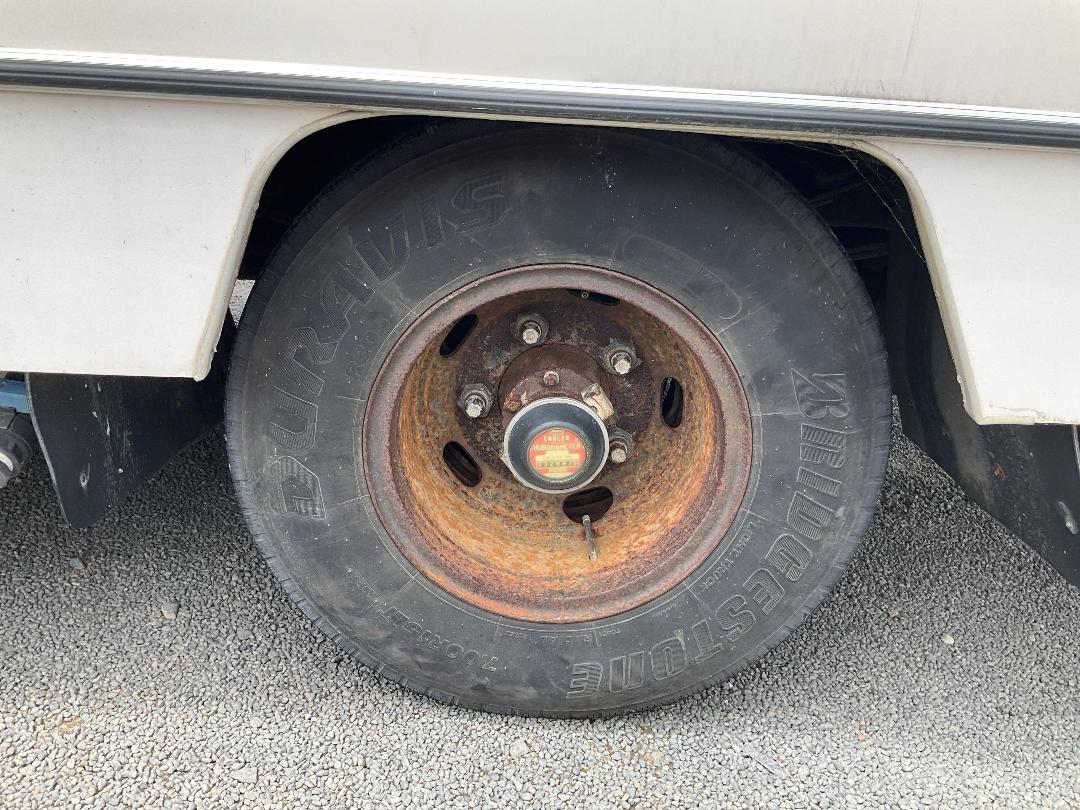 Photo '44' of Isuzu NKR250S Motorhome