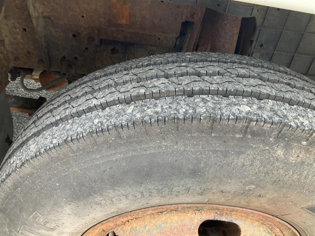 Photo '49' of Isuzu NKR250S Motorhome