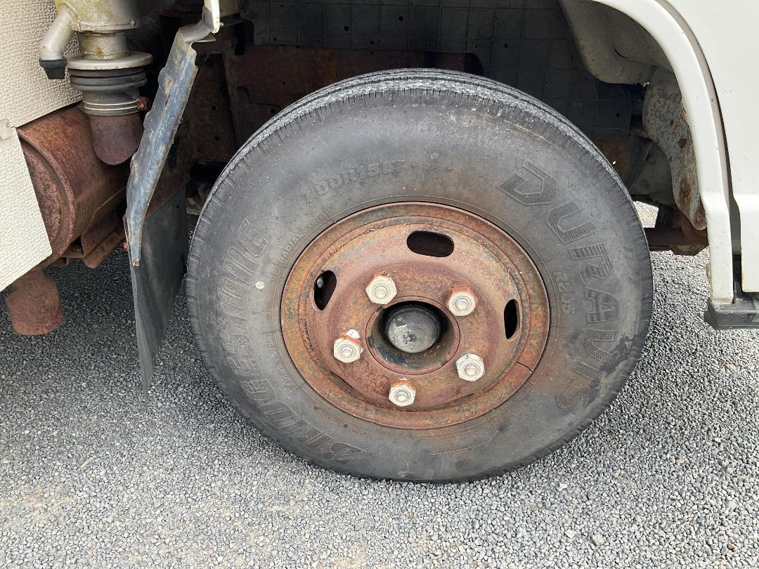 Photo '48' of Isuzu NKR250S Motorhome