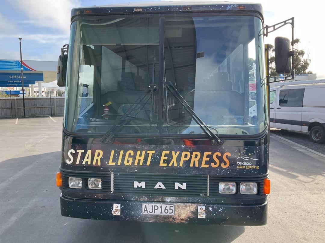 Photo '17' of MAN 11.180 Bus Photo '17' of MAN 11.180 Bus