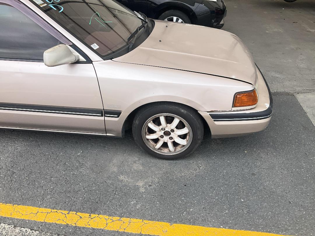 Photo '2' of Mazda Familia Supreme