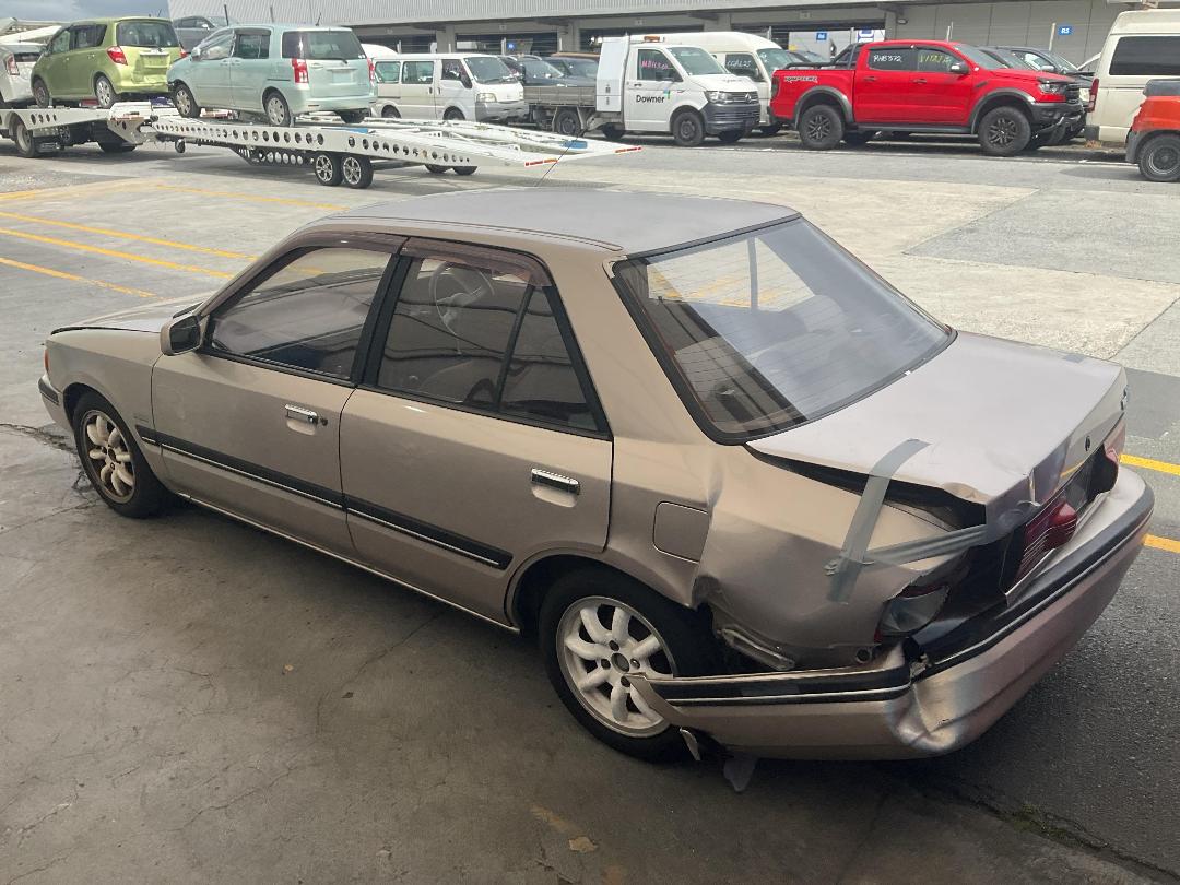 Photo '9' of Mazda Familia Supreme