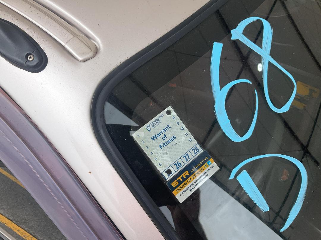 Photo '24' of Mazda Familia Supreme