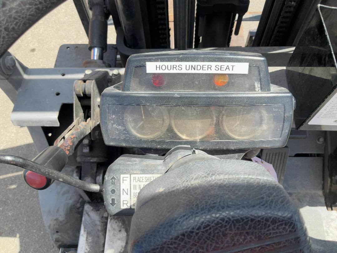 Photo '16' of Mitsubishi FD25 Forklift